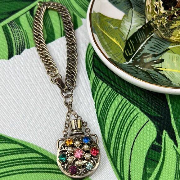 Vintage Gold Link Bracelet With Multi-Color Gem Perfume Holder Charm - Picture 12 of 12